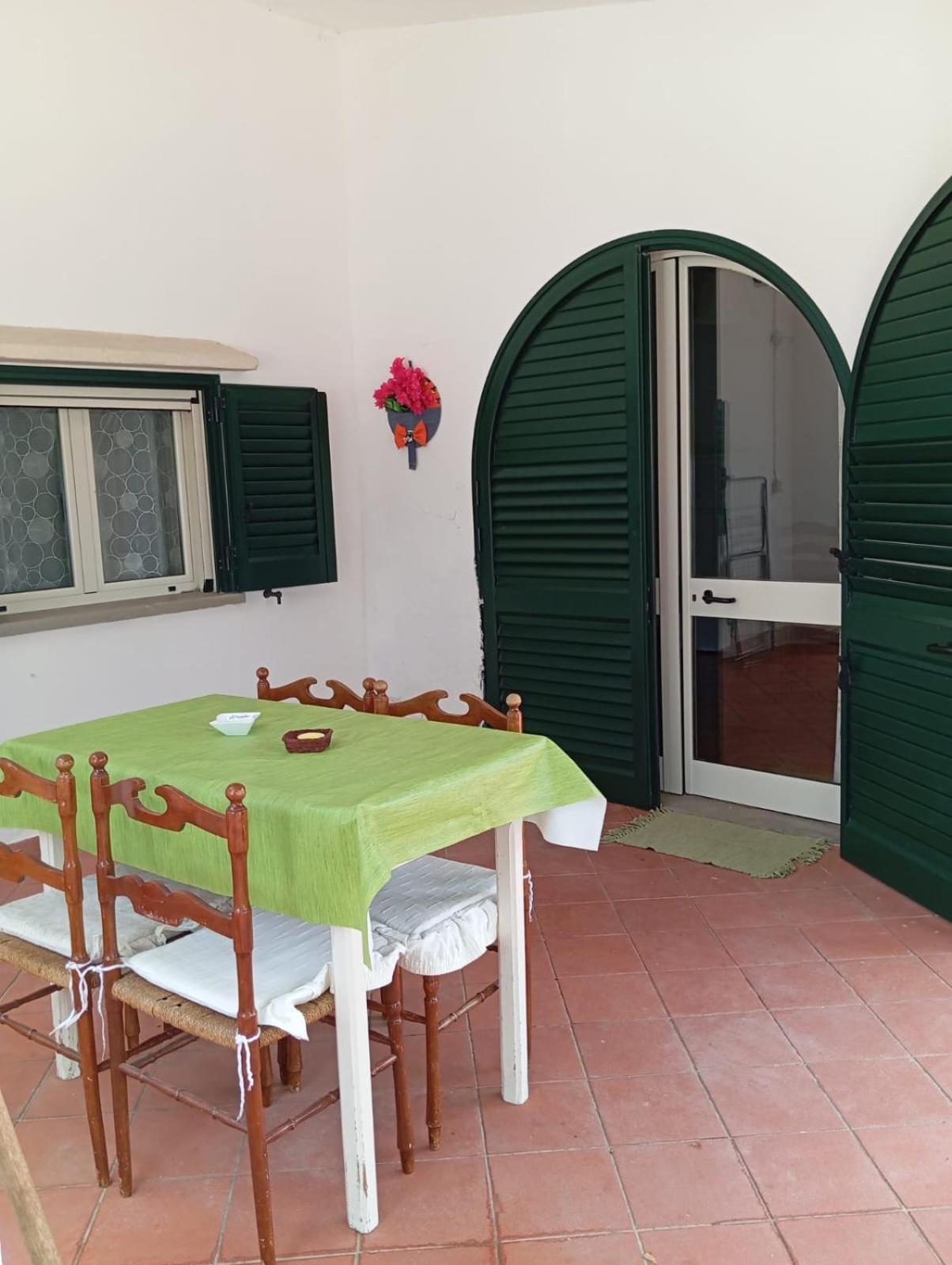 Ferienwohnung Mamasita Cutrofiano Exterior foto
