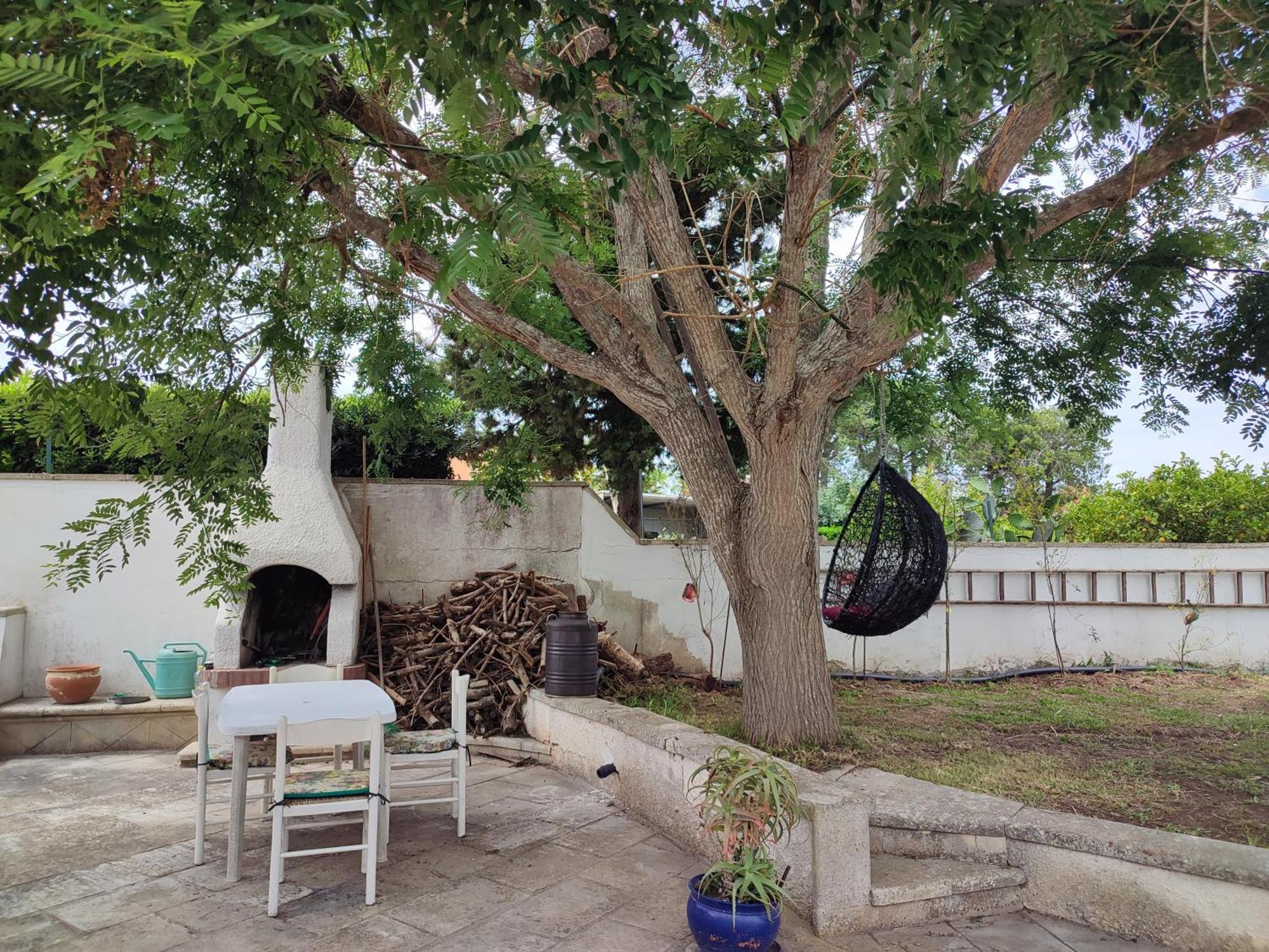 Ferienwohnung Mamasita Cutrofiano Exterior foto